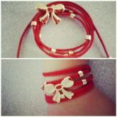 Pulseira Camurcinha com Laço P05